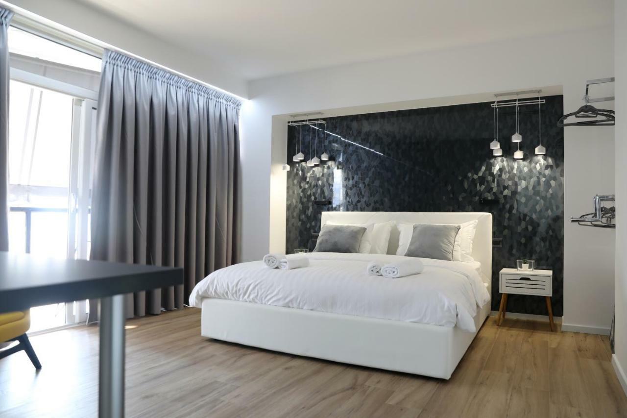 Tiranatop Suites 3 1000 Ft2 ภายนอก รูปภาพ