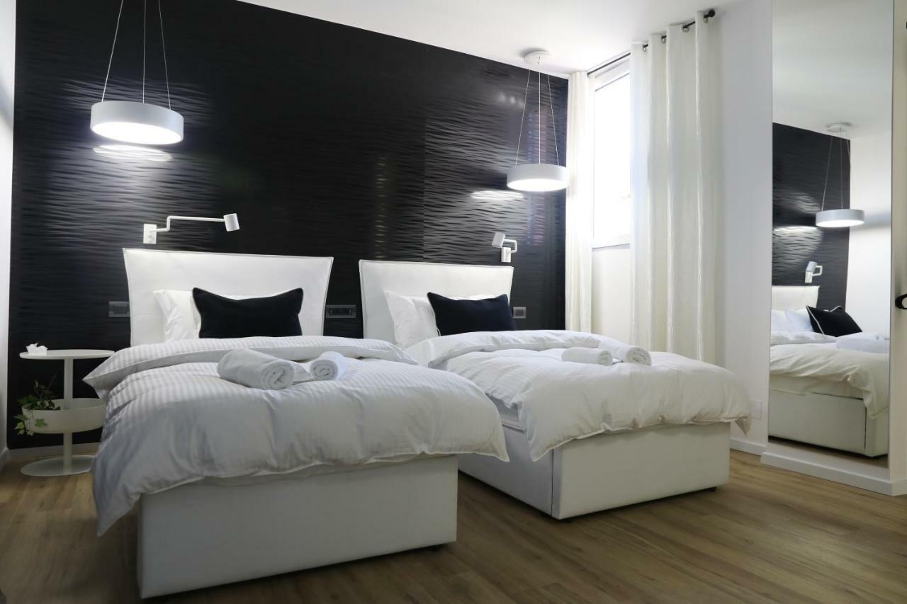 Tiranatop Suites 3 1000 Ft2 ภายนอก รูปภาพ
